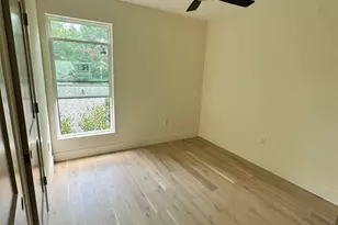 222 Buist Ave, Greenville, SC 29609 - Photo 11