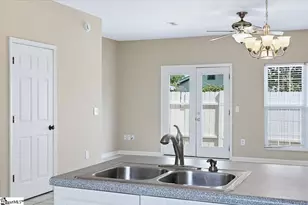30 Ridgestone Cir, Mauldin, SC 29662 - Photo 5