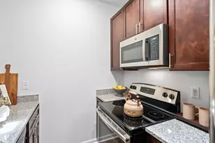 233 N Main St, Greenville, SC 29601 - Photo 15
