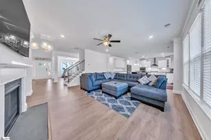 8 Belterra Dr, Simpsonville, SC 29681 - Photo 5