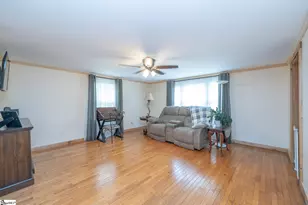 1112 Old Gunter Rd, Piedmont, SC 29673 - Photo 11