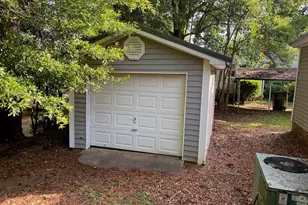 111 Maplebrook St, Laurens, SC 29360 - Photo 5