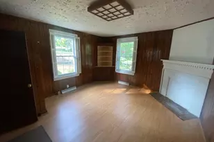 111 Maplebrook St, Laurens, SC 29360 - Photo 13