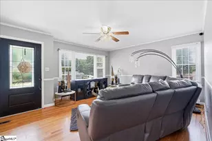 1207 Elmore St, Gaffney, SC 29340 - Photo 7