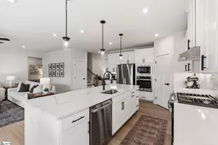 605 Vestrella Rd, Greenville, SC 29605 - Photo 7