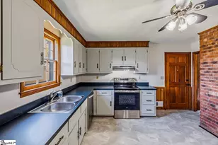 1326 Mount Zion Rd, Spartanburg, SC 29303 - Photo 13