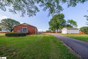 1326 Mount Zion Rd, Spartanburg, SC 29303 - Photo 3