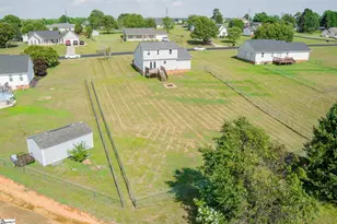 215 Upland View Dr, Boiling Springs, SC 29316 - Photo 7