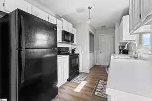 215 Upland View Dr, Boiling Springs, SC 29316 - Photo 15