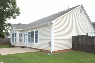 207 Grimes Dr, Simpsonville, SC 29681 - Photo 9