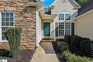 207 Grimes Dr, Simpsonville, SC 29681 - Photo 3