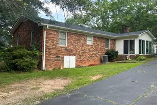 500 W Rutherford St, Landrum, SC 29356 - Photo 9