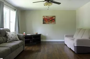 1117 Farrs Bridge Rd, Greenville, SC 29611 - Photo 3