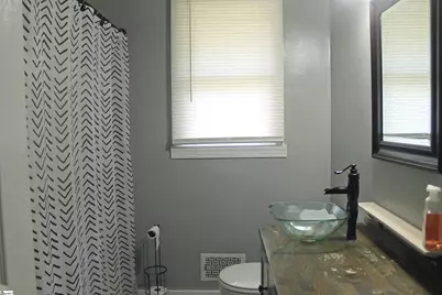 1117 Farrs Bridge Road, Greenville, SC 29611 - Photo 9