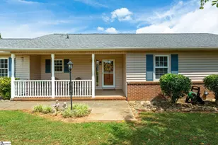 208 Pineview Dr, Pelzer, SC 29669 - Photo 3
