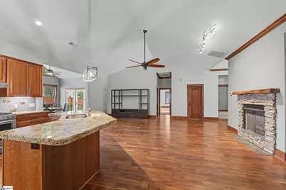 102 Gresham Road, Simpsonville, SC 29681 - Photo 17