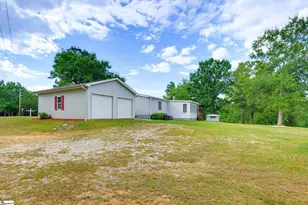462 Forest Dr, Cross Hill, SC 29332 - Photo 9