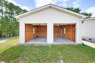 462 Forest Dr, Cross Hill, SC 29332 - Photo 11