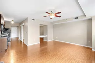 100 E Washington St, Greenville, SC 29601 - Photo 13