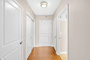 100 E Washington St, Greenville, SC 29601 - Photo 7