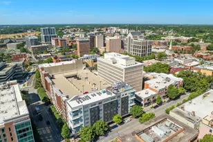100 E Washington St, Greenville, SC 29601 - Photo 43