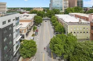 100 E Washington St, Greenville, SC 29601 - Photo 35
