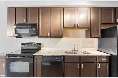 100 E Washington Street #Unit 63, Greenville, SC 29601 - Photo 9