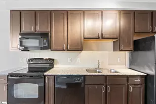 100 E Washington St, Greenville, SC 29601 - Photo 9