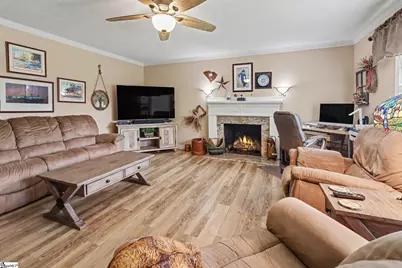 1095 Alexander Road, Taylors, SC 29687 - Photo 9