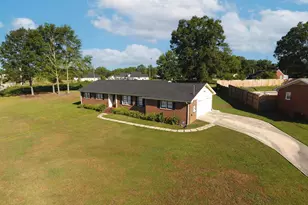 5 Notre Dame Dr, Greenville, SC 29617 - Photo 3