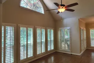 305 Beckworth Dr, Taylors, SC 29687 - Photo 13
