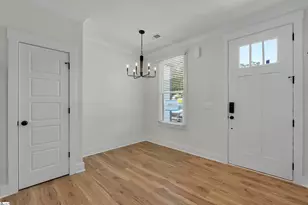 9 Hawthorne Ln, Greenville, SC 29605 - Photo 19