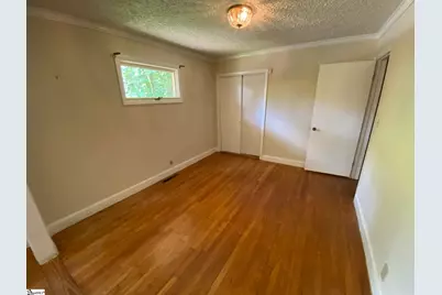 204 Glendale Avenue, Laurens, SC 29360 - Photo 11