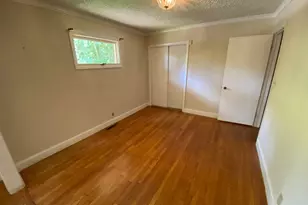 204 Glendale Ave, Laurens, SC 29360 - Photo 11