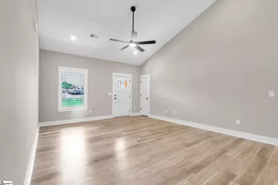 110 Saluda Street, Belton, SC 29672 - Photo 5