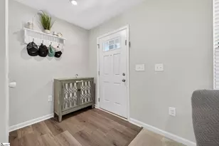 2034 Evanston Dr, Wellford, SC 29385 - Photo 7