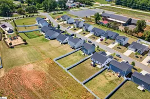 2034 Evanston Dr, Wellford, SC 29385 - Photo 35