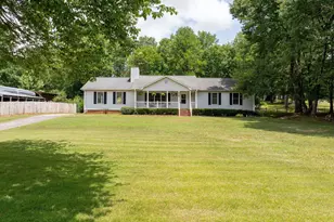 213 Pine Meadow Dr, Travelers Rest, SC 29690 - Photo 3