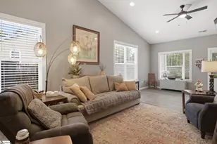 17 Owens St, Greenville, SC 29611 - Photo 7