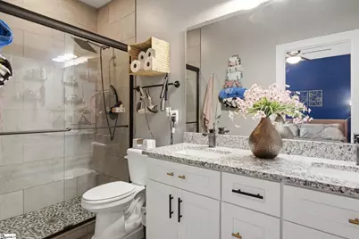 17 Owens Street, Greenville, SC 29611 - Photo 15
