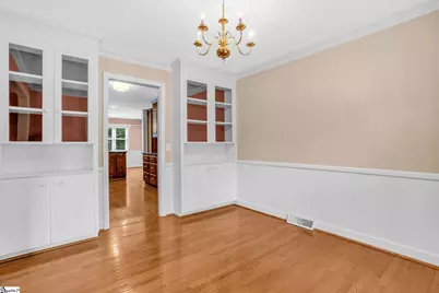 204 Montclair Road, Greer, SC 29651 - Photo 9