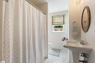 17 N Brookwood Dr, Greenville, SC 29605 - Photo 21