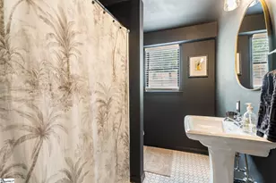 17 N Brookwood Dr, Greenville, SC 29605 - Photo 27