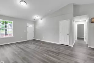 208 Riverbreeze Rd, Greenville, SC 29611 - Photo 5