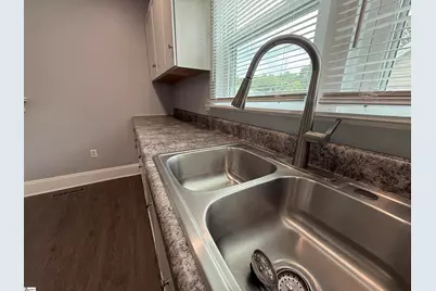 402 Florence Street, Clinton, SC 29335 - Photo 7