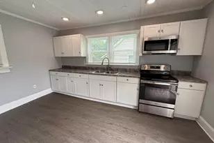 402 Florence St, Clinton, SC 29335 - Photo 5