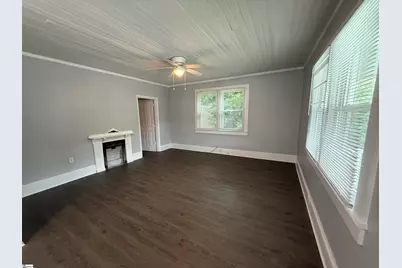 402 Florence Street, Clinton, SC 29335 - Photo 9