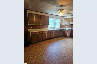 106 Milliken Street, Laurens, SC 29360 - Photo 11