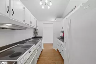 27 Cherrylane Dr, Greenville, SC 29617 - Photo 13