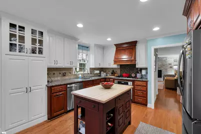 210 Heathwood Drive, Spartanburg, SC 29307 - Photo 7